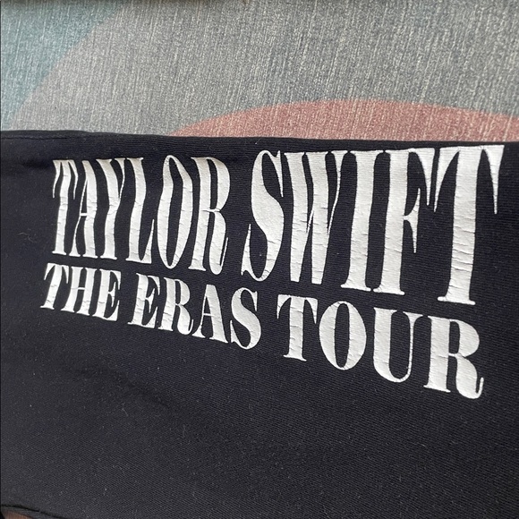 Taylor Swift Black The Eras Tour Jogger Sweatpants - Picture 8 of 11